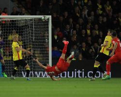 Emre Can lập bàn thắng của năm