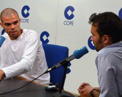 Pepe bức xúc trong chương trình Radio El Partidazo