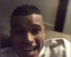 Kenedy đăng tải video kèm chú thích "Porra China"