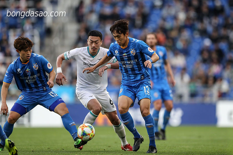 Soi kèo Ulsan Hyundai vs Seongnam, 16h00 ngày 26/06