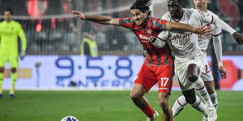 Soi kèo Bologna vs Cremonese, 00h30 ngày 24/01, Serie A