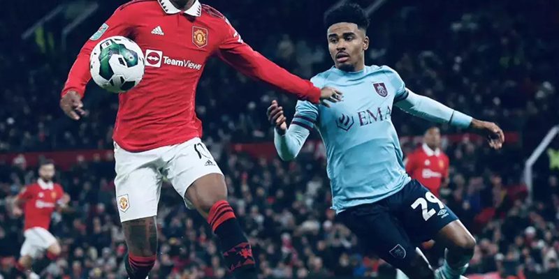 Soi kèo xiên ngày 11/01 Man United vs Charlton, 03h00, League Cup