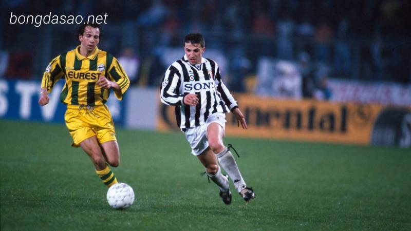 Soi kèo Nantes vs Juventus, 00h45 ngày 24/02, Cup C2