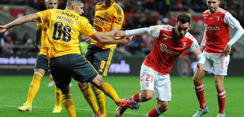Soi kèo xiên hôm nay ngày 10/02: Braga vs Benfica, Cúp QG Bồ Đào Nha
