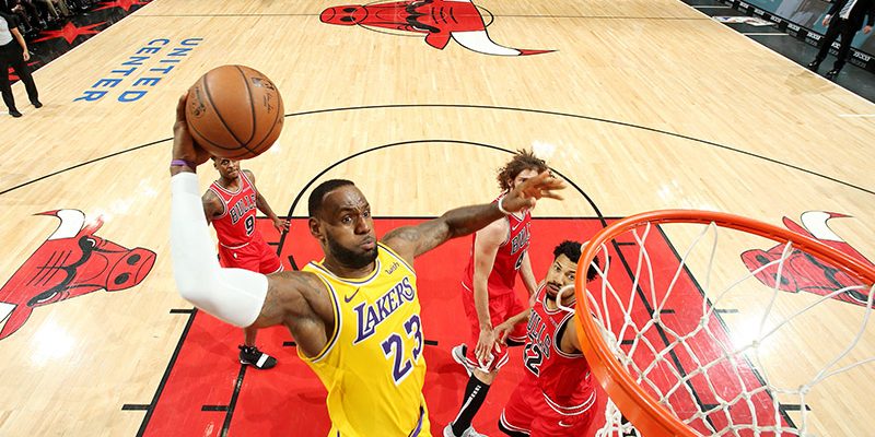 Soi kèo bóng rổ NBA LA Lakers vs Chicago Bulls ngày 27/3