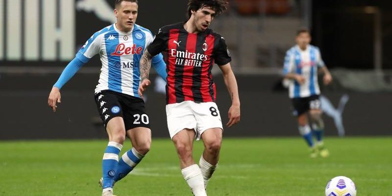 Soi kèo AC Milan vs Napoli, 02h00 ngày 13/04, Cup C1