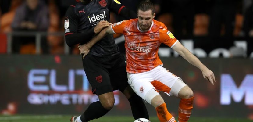 Soi kèo xiên hôm nay ngày 19/04: Blackpool vs West Brom, Championship