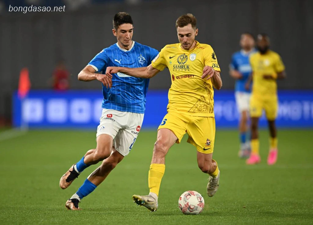 Soi kèo xiên ngày 18/08 sẽ gồm các kèo đấu giữa Ludogorets vs Astana, Dnipro vs Slavia Praha, Breidablik vs Monstar và BATE Borisov vs Sheriff. Hãy xem các chuyên gia phân tích và đánh giá ra sao về các kèo cược hấp dẫn trên và đâu là những lựa chọn đầu tư đáng tin nhất.