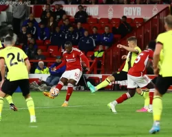 Kết quả bóng đá 19/09: Nottingham Forest 1-1 Burnley