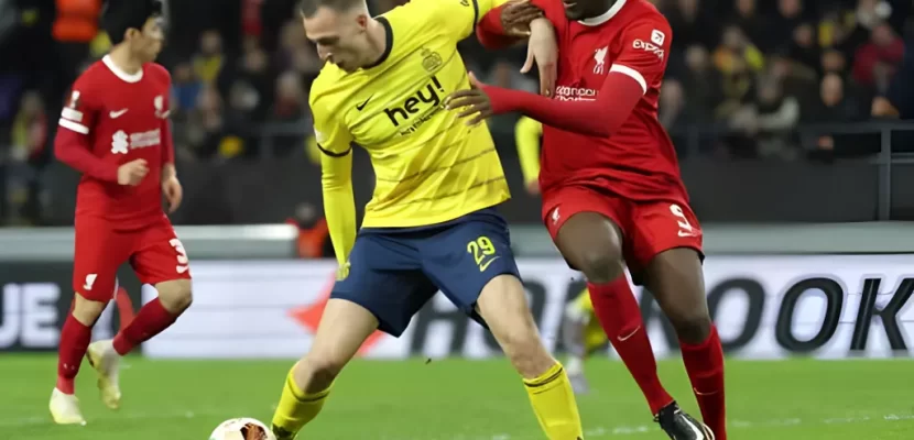 Kết quả bóng đá ngày 15/12: Liverpool gục ngã trên đất Bỉ