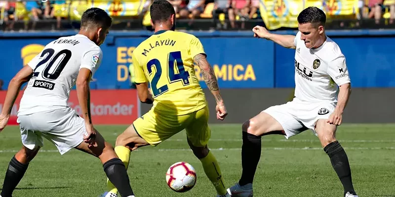 Nhận định soi kèo Valencia vs Villarreal