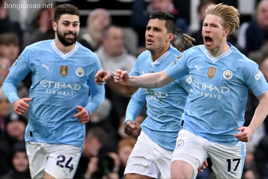 Kết quả bóng đá ngày 14/01: Man City ngược dòng ấn tượng 