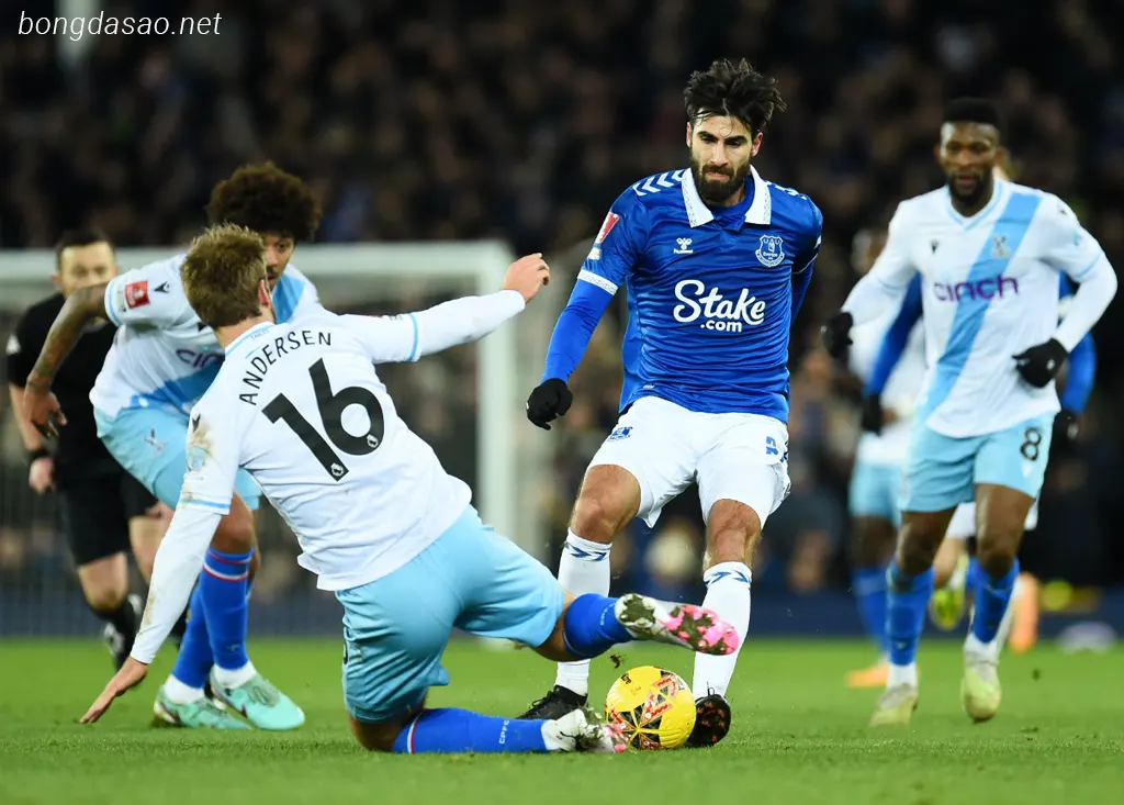 Kết quả bóng đá ngày 18/01: Everton đánh bại Crystal Palace
