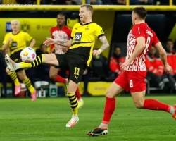 Soi kèo xiên ngày 21/02 PSV vs Dortmund, Champions League