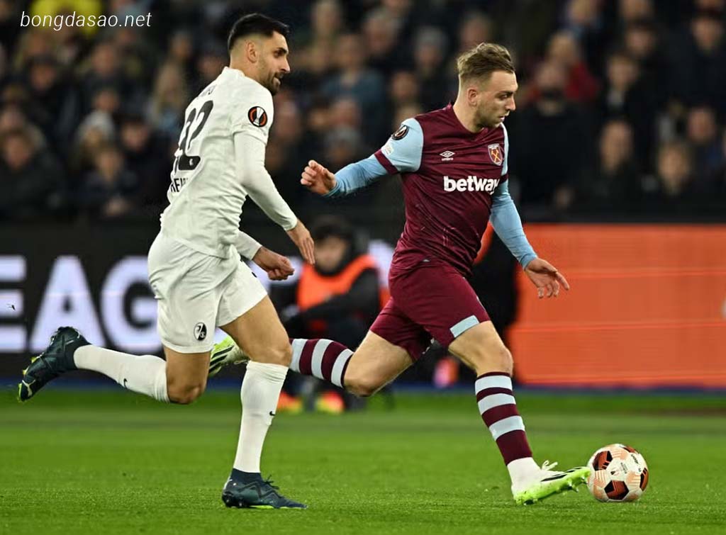 Soi kèo xiên ngày 08/03 Freiburg vs West Ham, Europa League