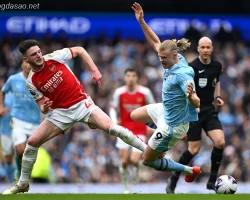 Kết quả vòng 30 Ngoại hạng Anh: Arsenal níu chân Man City