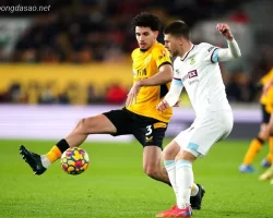 Soi kèo xiên ngày 03/04 Burnley vs Wolves, Ngoại hạng Anh