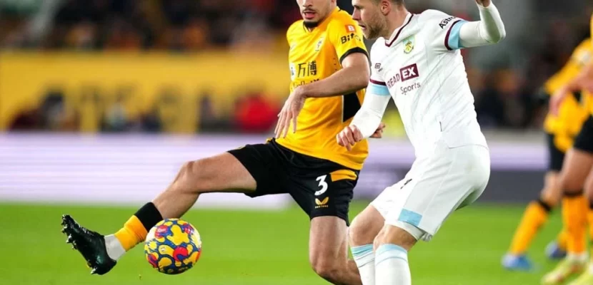 Soi kèo xiên ngày 03/04 Burnley vs Wolves, Ngoại hạng Anh