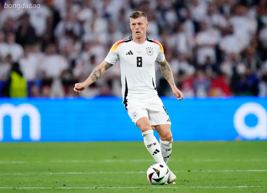 Toni Kroos khiến người Đức bối rối