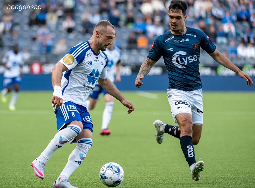 Soi kèo xiên ngày 29/07 Viking vs Molde, VĐQG Na Uy