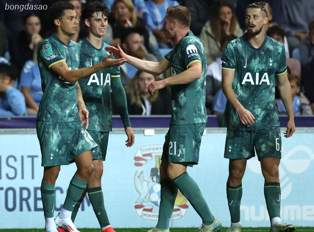 Kết quả vòng 3 Carabao Cup: Coventry City vs Tottenham