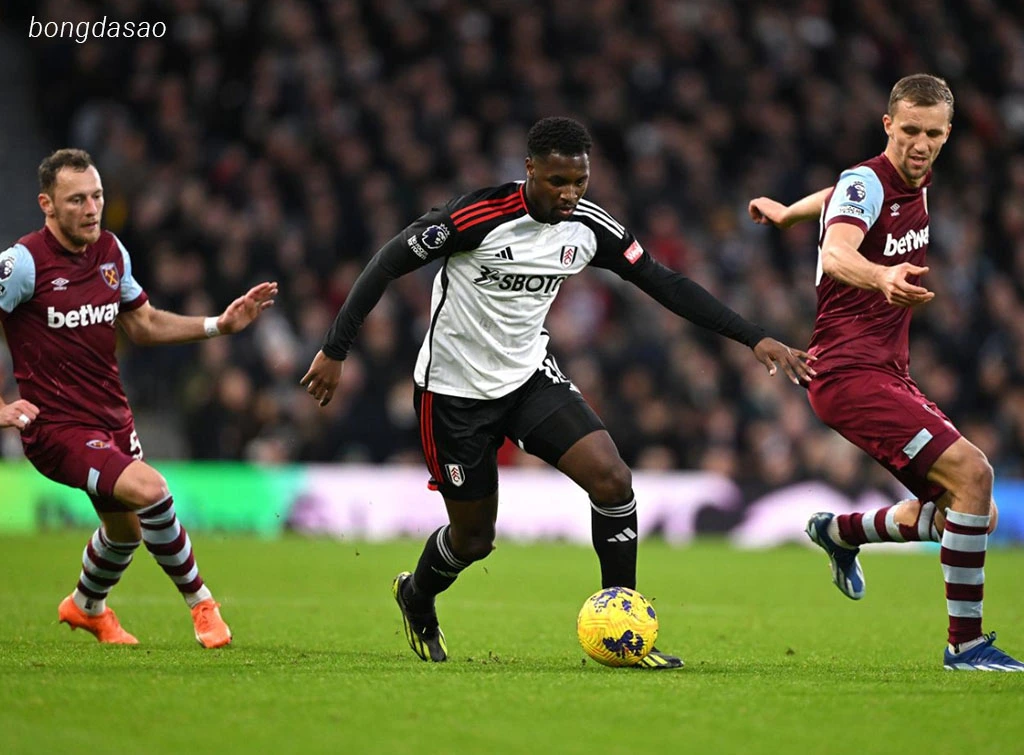 Soi kèo xiên ngày 14/09 Fulham vs West Ham, Premier League