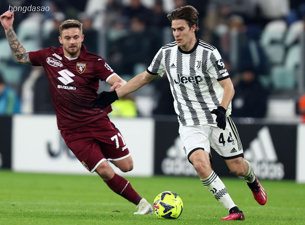 Soi kèo xiên ngày 17/09 Juventus vs PSV, Champions League
