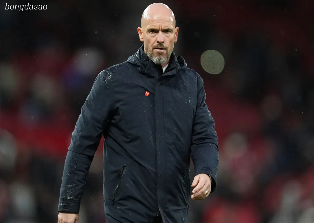 Tin bóng đá ngày 29/10: Man United sa thải Erik ten Hag sau trận thua West Ham