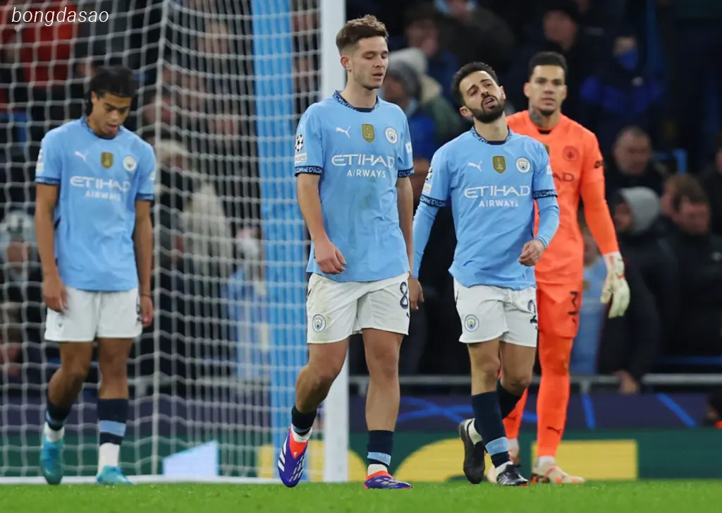 Kết quả Champions League ngày 27/11: Man City lại gây sốc
