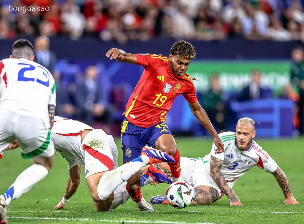 Soi kèo xiên ngày 16/11 Đan Mạch vs Tây Ban Nha, Nations League