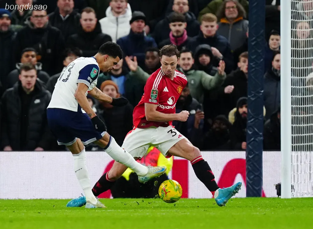 Kết quả bóng đá ngày 20/12: Tottenham đánh bại Man United
