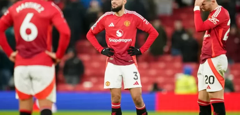 Kết quả vòng 17 Premier League: Thành Manchester sụp đổ