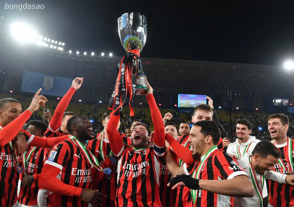 Kết quả bóng đá ngày 07/01: AC Milan vô địch Siêu Cúp Ý 