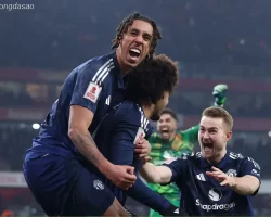 Kết quả bóng đá ngày 12/01: Quỷ đỏ loại Arsenal khỏi FA Cup
