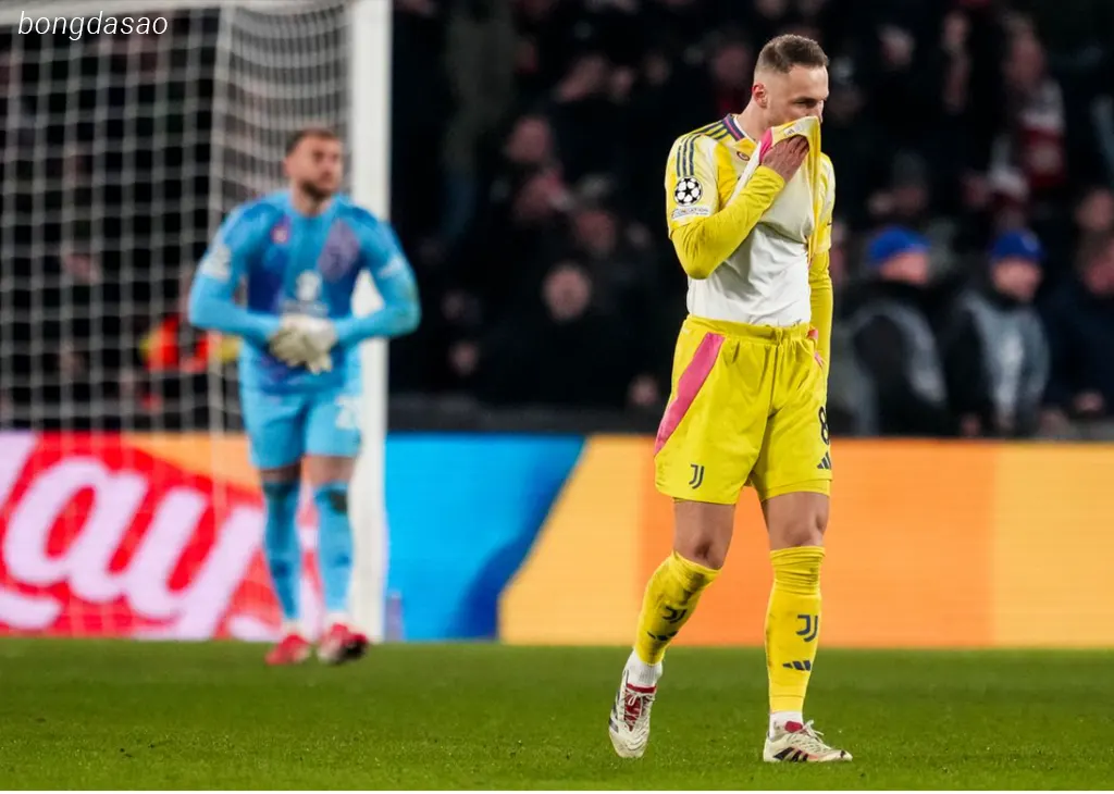 Kết quả bóng đá ngày 20/02: PSV vs Juventus