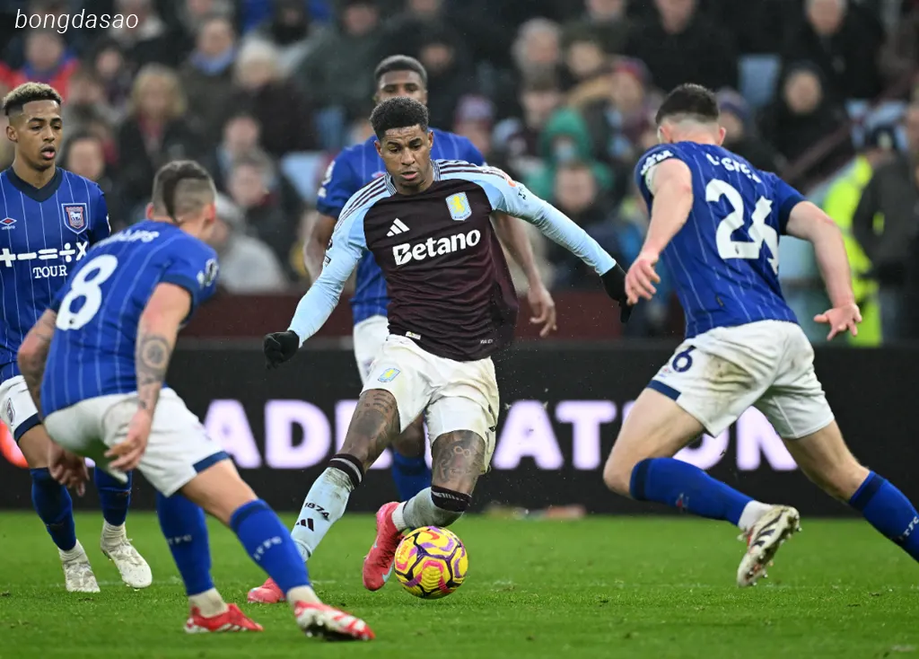 Kết quả vòng 25 Premier League: Aston Villa vs Ipswich Town