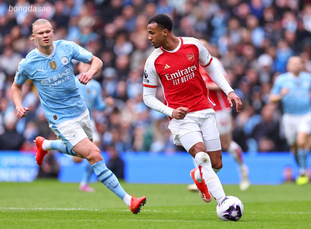 Soi kèo xiên ngày 02/02 Arsenal vs Man City, Premier League