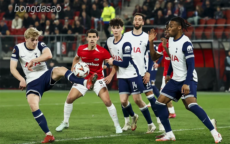 Nhận định soi kèo Tottenham vs AZ Alkmaar, 03h00 ngày 14.03-1