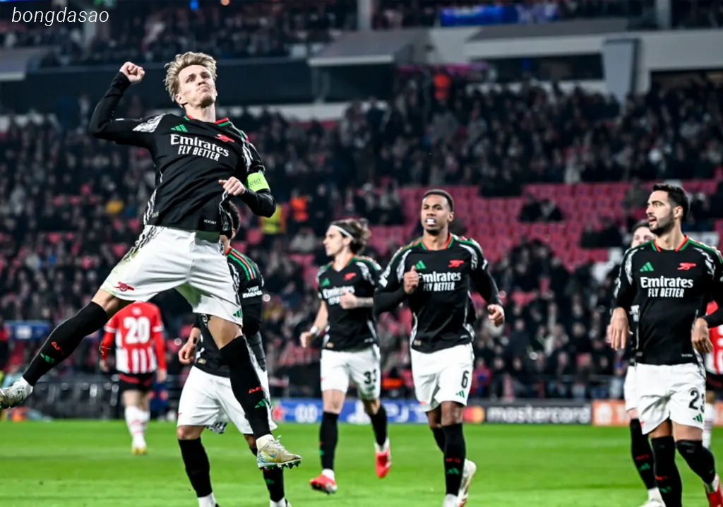 Kết quả lượt đi vòng 1/8 Champions League: Arsenal đại thắng