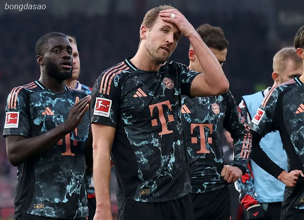 Kết quả vòng 26 Bundesliga: Hùm Xám mất điểm