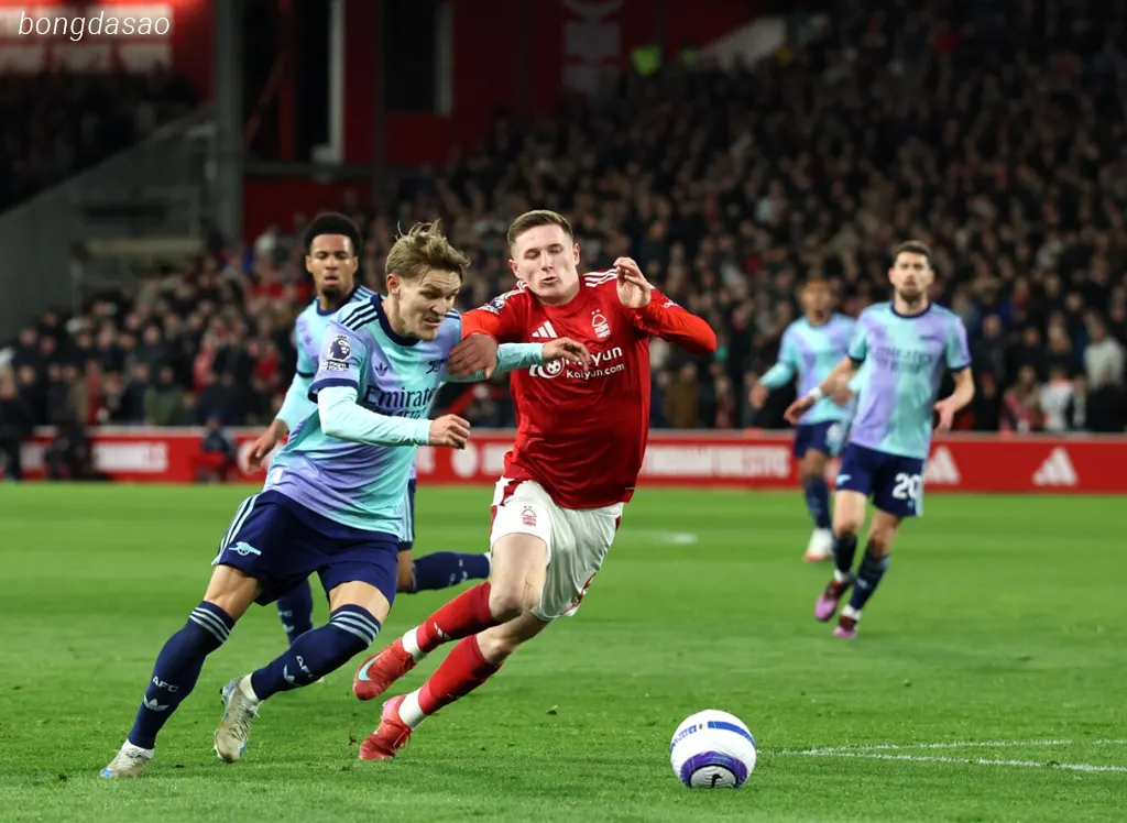 Kết quả vòng 27 Premier League: Nottingham Forest vs Arsenal