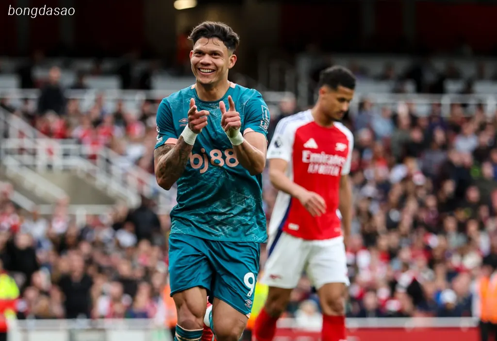 Kết quả Premier League ngày 03/05: Arsenal gây thất vọng