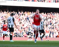 Kết quả Premier League ngày 18/05: Top 5 căng như dây đàn