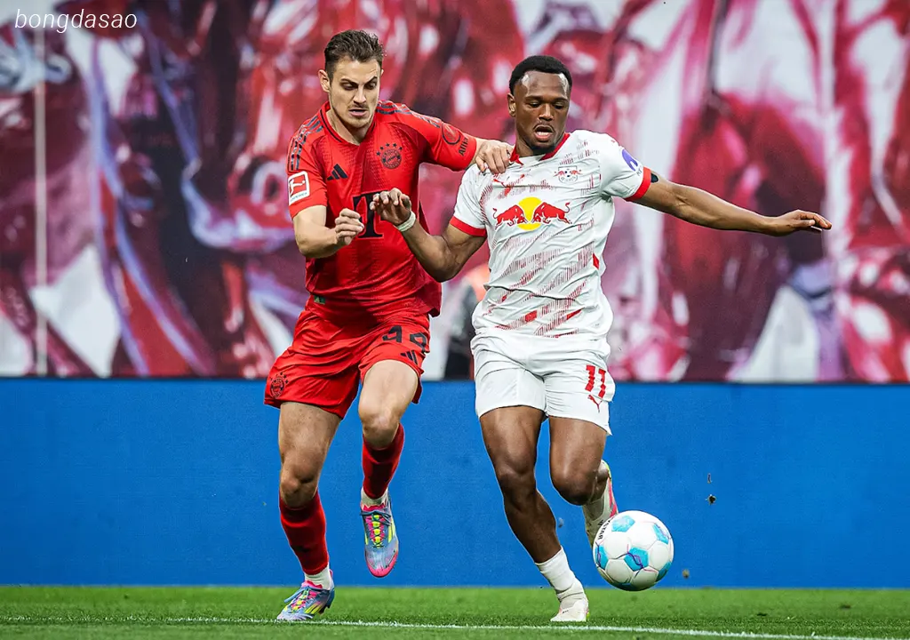 Kết quả vòng 32 Bundesliga: RB Leipzig và FC Bayern Munich rượt đuổi nghẹt thở