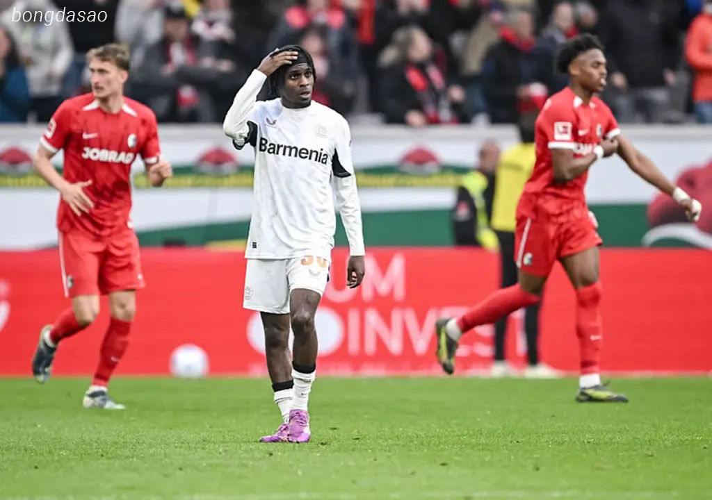 Kết quả vòng 32 Bundesliga: Nhà ĐKVĐ giương cờ trắng