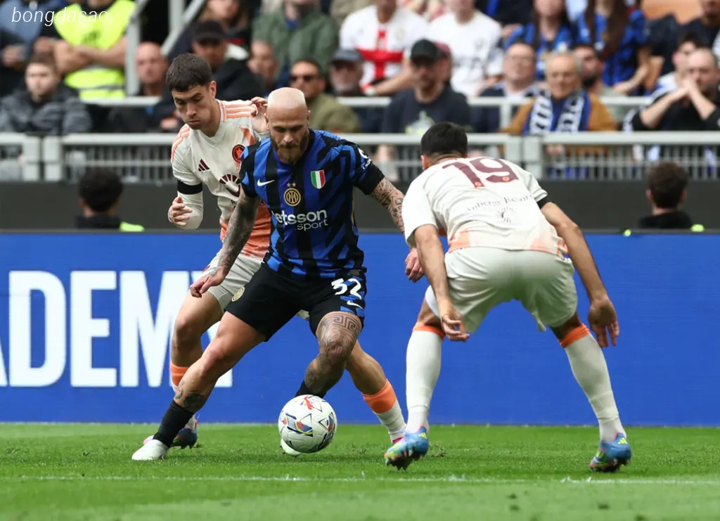 Kết quả vòng 34 Serie A: Inter Milan đánh mất ngôi đầu
