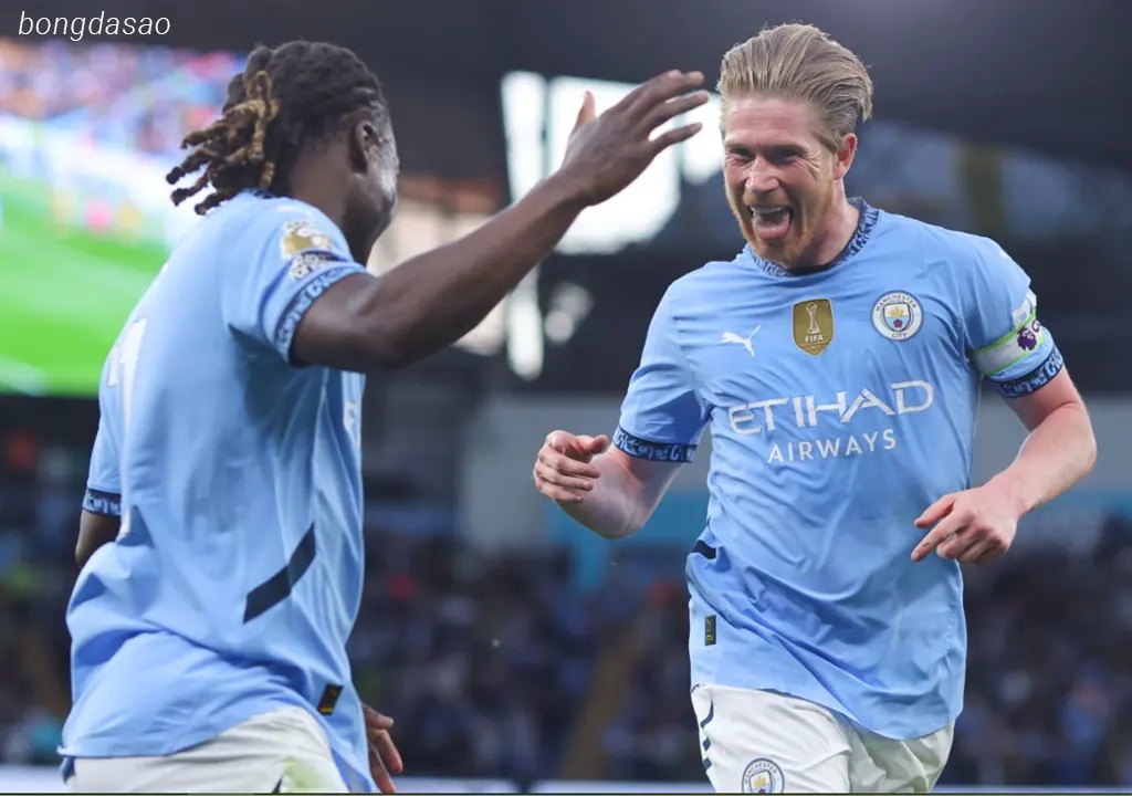 Kết quả vòng 35 Premier League: Man City áp sát top 2