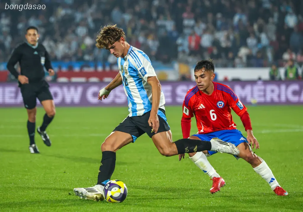 Kết quả bóng đá ngày 06/06: Argentina xây chắc ngôi đầu
