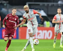 Soi kèo xiên ngày 18/07 CFR Cluj vs Paksi, Europa League