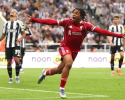 Kết quả bóng đá ngày 26/08: Liverpool vượt ải Newcastle